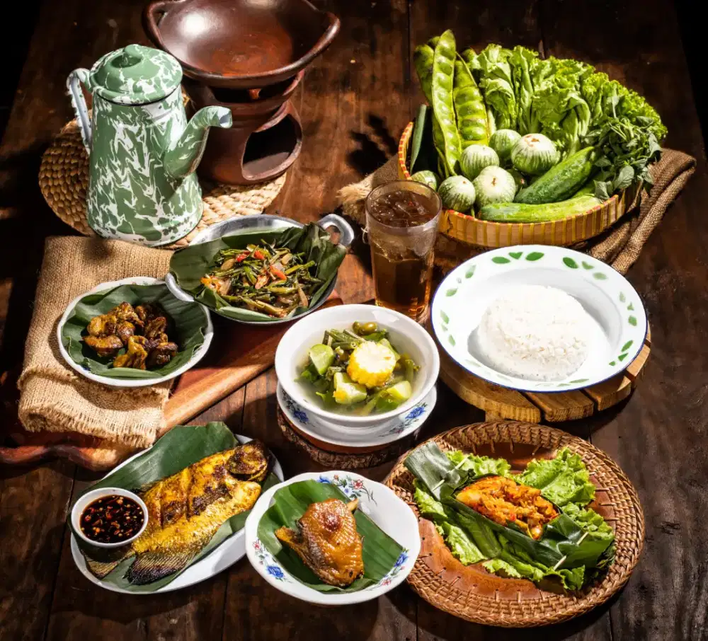 Cari karyawan pria /wanita kerja di  warung makan, umur 19 - 22 thn
