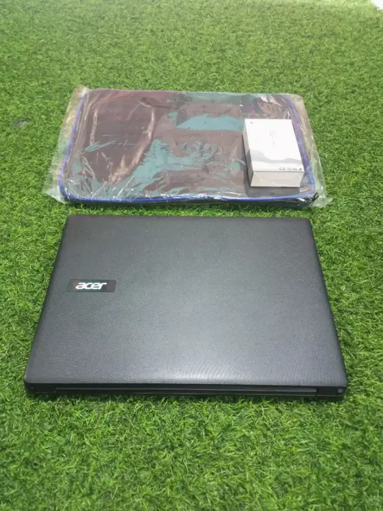 Laptop Acer ES1-422 AMD A4