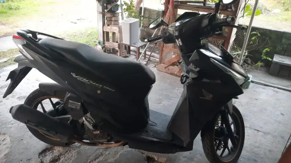 Vario 150 led old 2017