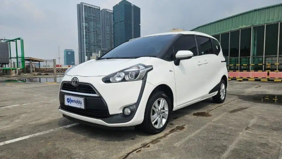 Pajak Panjang - Toyota Sienta 1.5 G Bensin-AT 2018