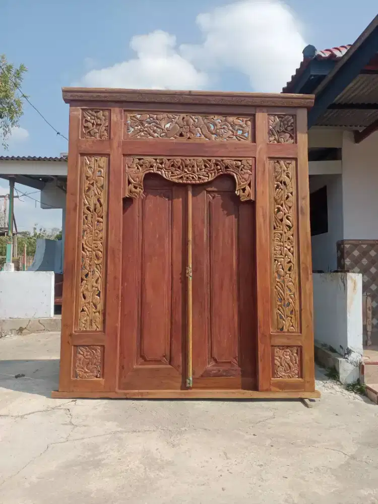 Pintu lawas,200x250