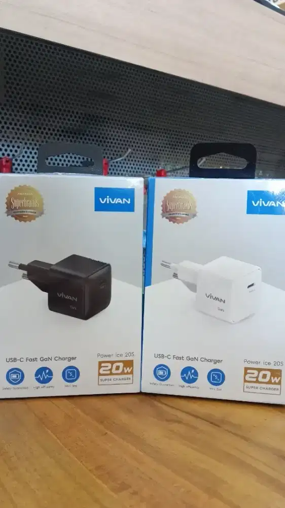 POWER ADAPTER 20W