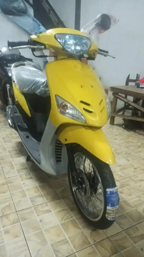 Mio Sporty 2004 Asli Kuning