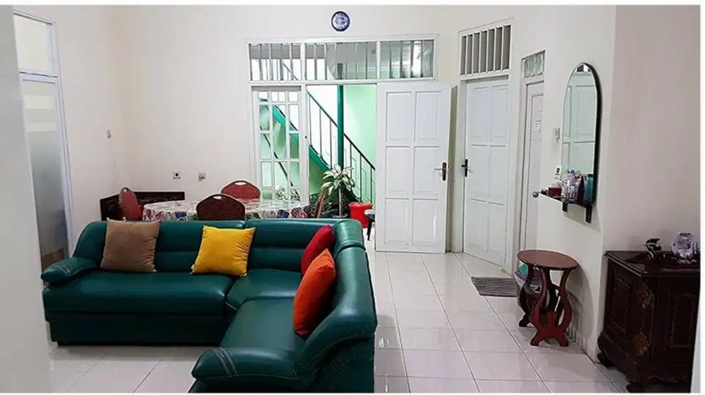 Dijual Rumah Klasik Modern di Jl. Ploso Timur IV Surabaya - SHM
