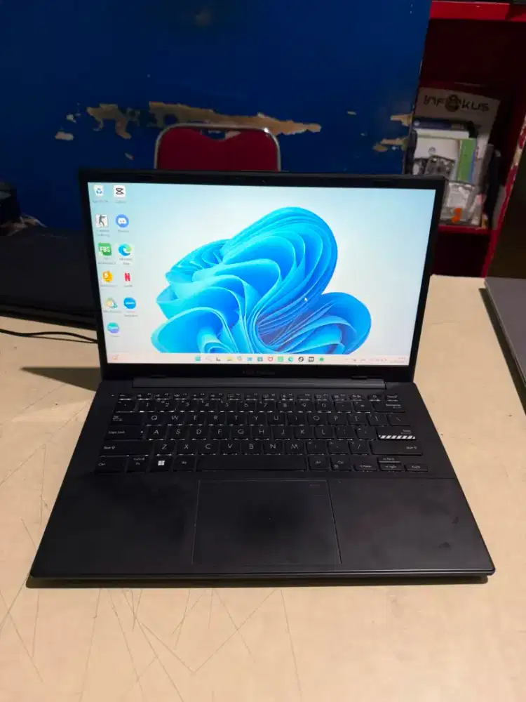 Asus Vivobook Go tipe e1404fa.310
