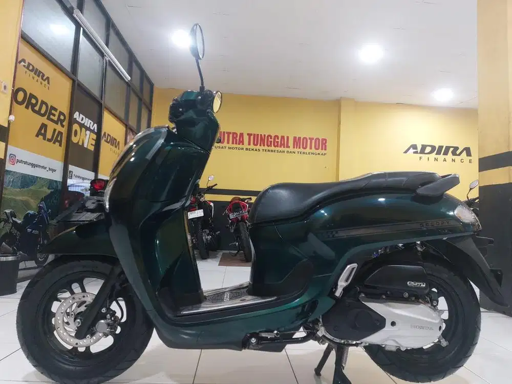 Honda scoopy prestige warna sepesial