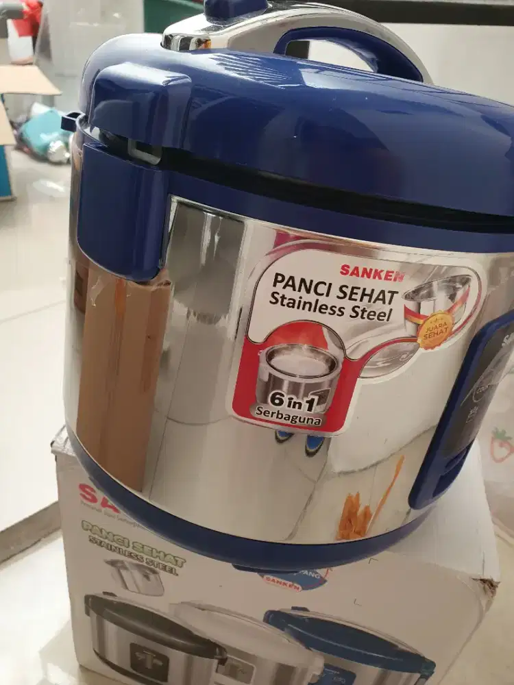 Rice Cooker Sanken 1,8 liter