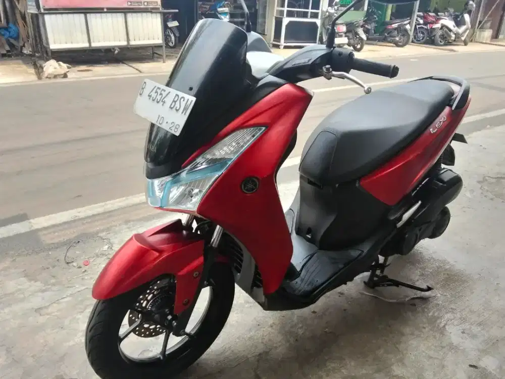 YAMAHA LEXI 2018 MESIN BAGUS