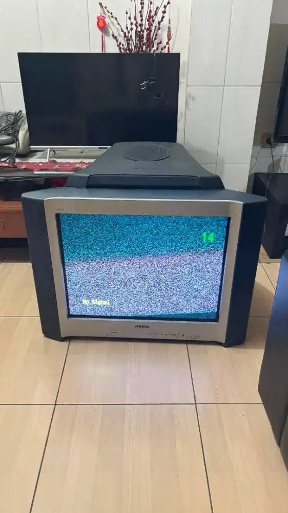 Sony wega 29 inci + remote gratis