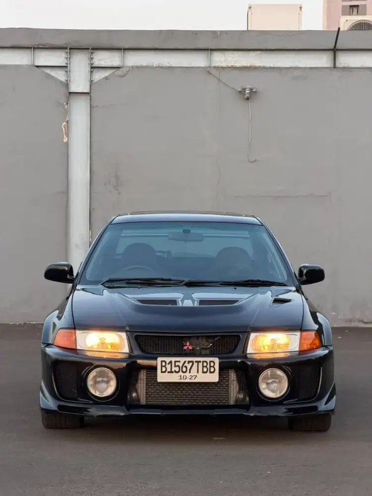 MITSUBISHI LANCER EVOLUTION V 1997
JDM Legend