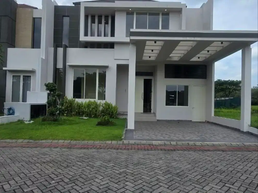 Rumah Pakuwon City Grand Island  NEW GRESS MINIMALIS carport 2 STRATEGIS