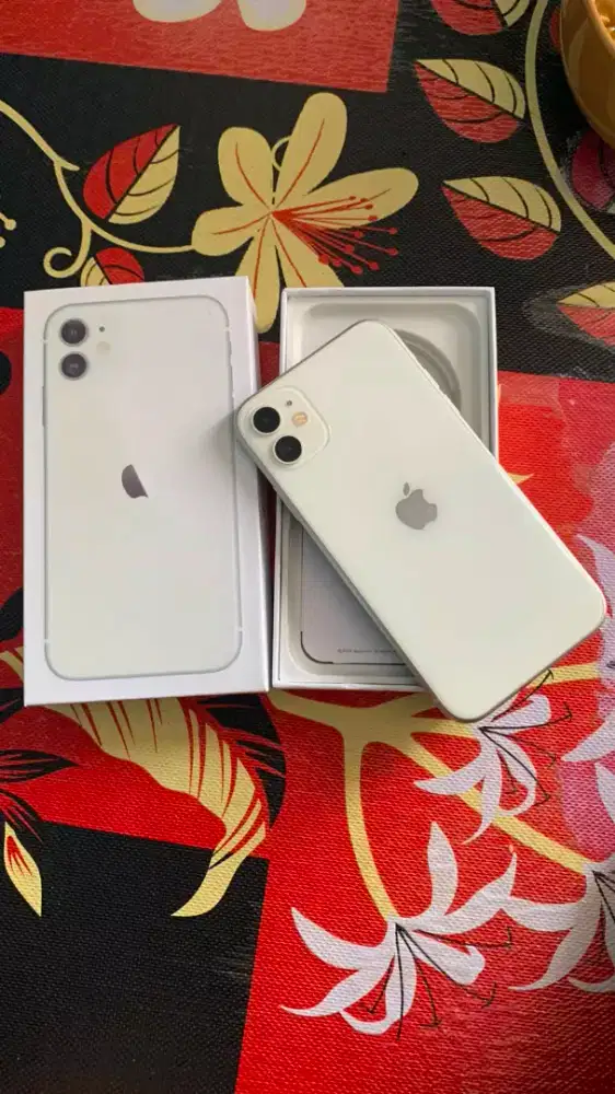 iPhone 11 inter Memori 128GB