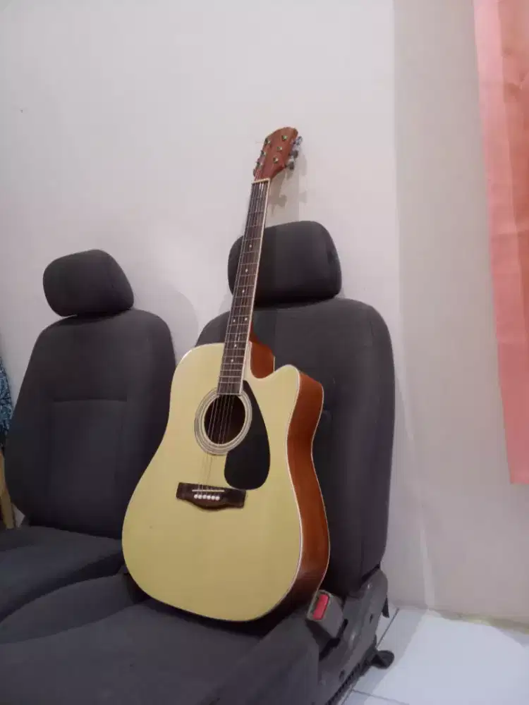 Gitar no brand, no minus