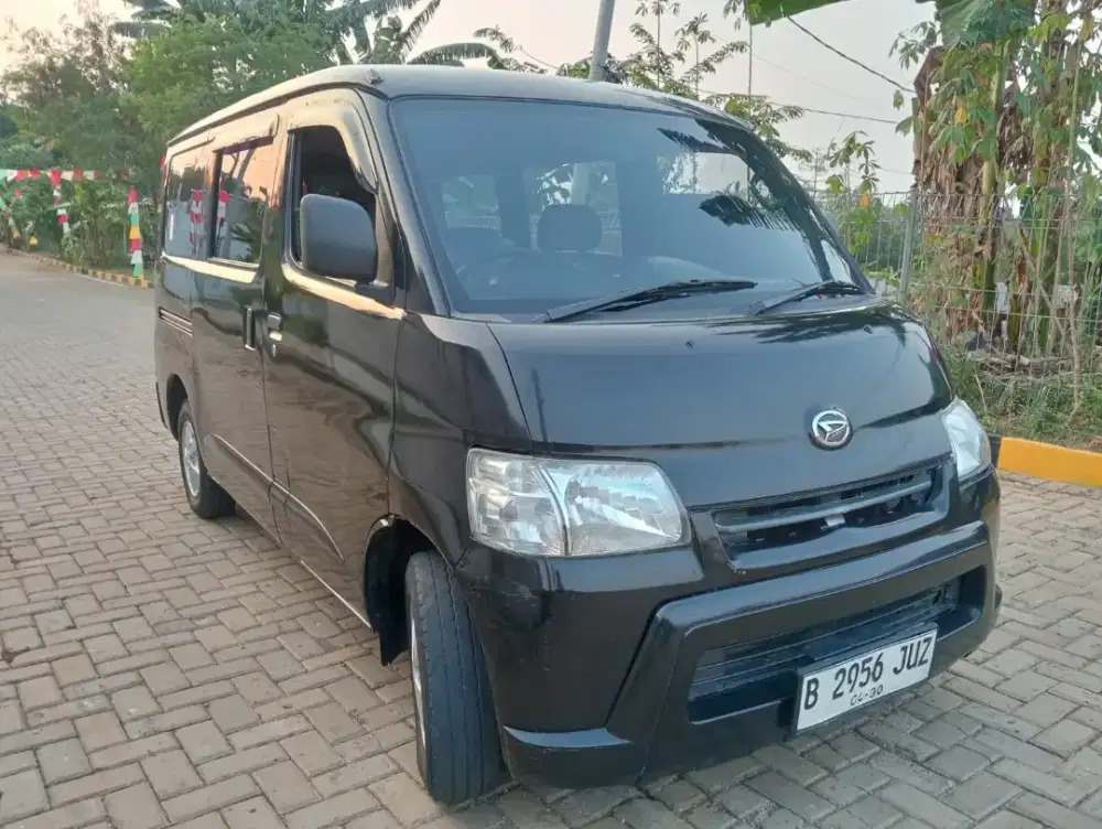 Grandmax Minibus 1,5 AC PS 2015