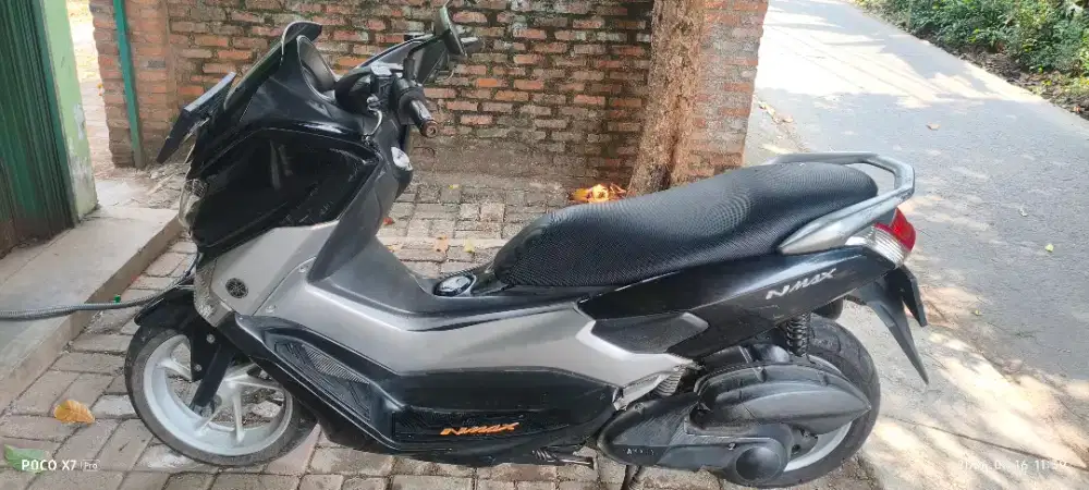 Nmax 2016 Hitam