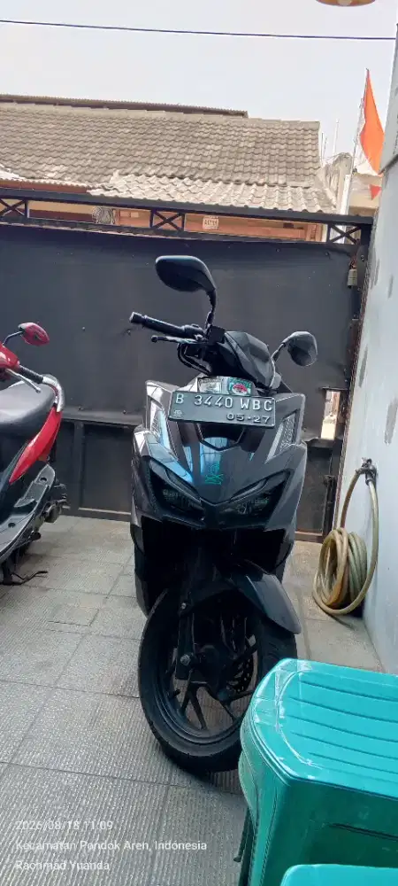 Honda Vario 160cc Tahun 2022. (Hitam)