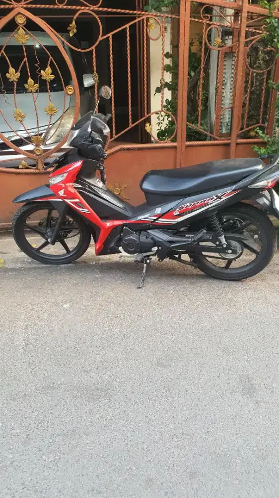 Honda Supra X PGM FI 2024