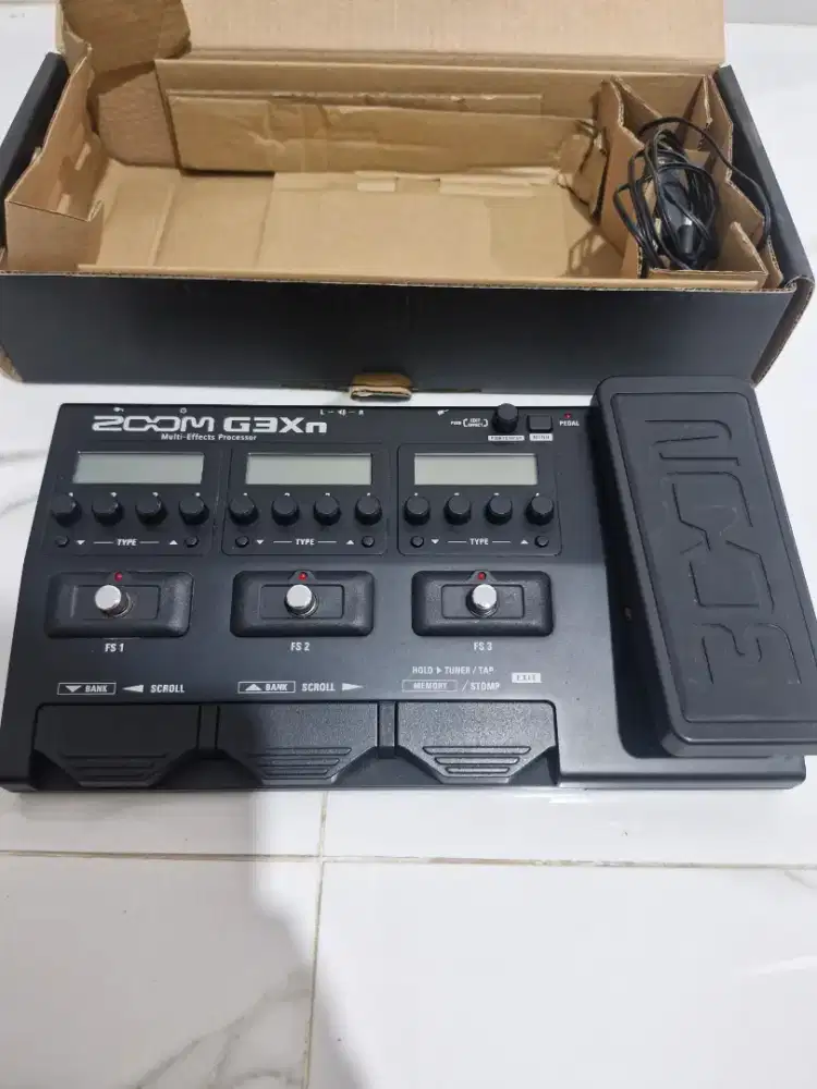 Efek Gitar ZOOM G3XN