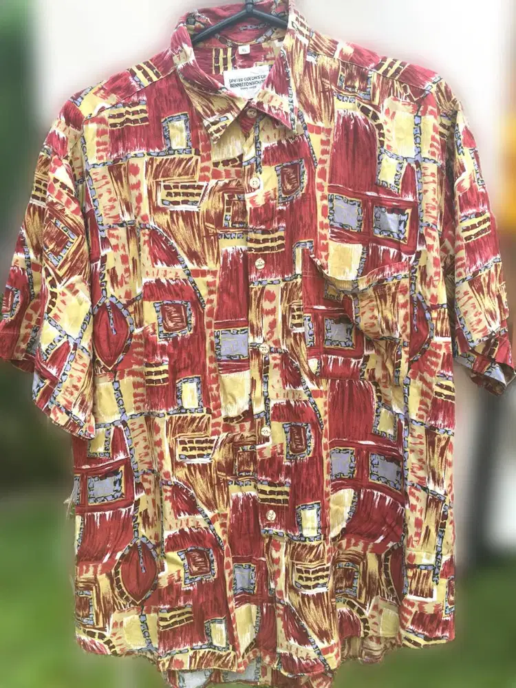 Kemeja Benetton Vintage Motif Abstrak 90s Size XL Like New
