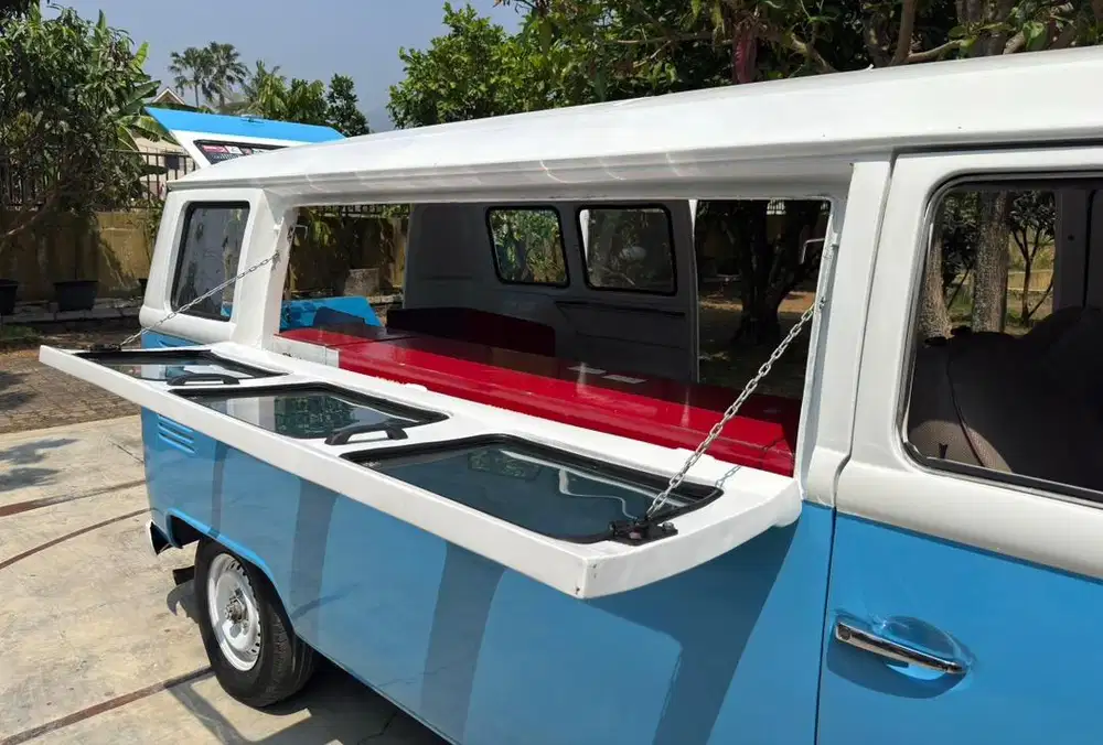 Foodtruck Volkswagen Combi 1980 Bensin Mesin Sehat