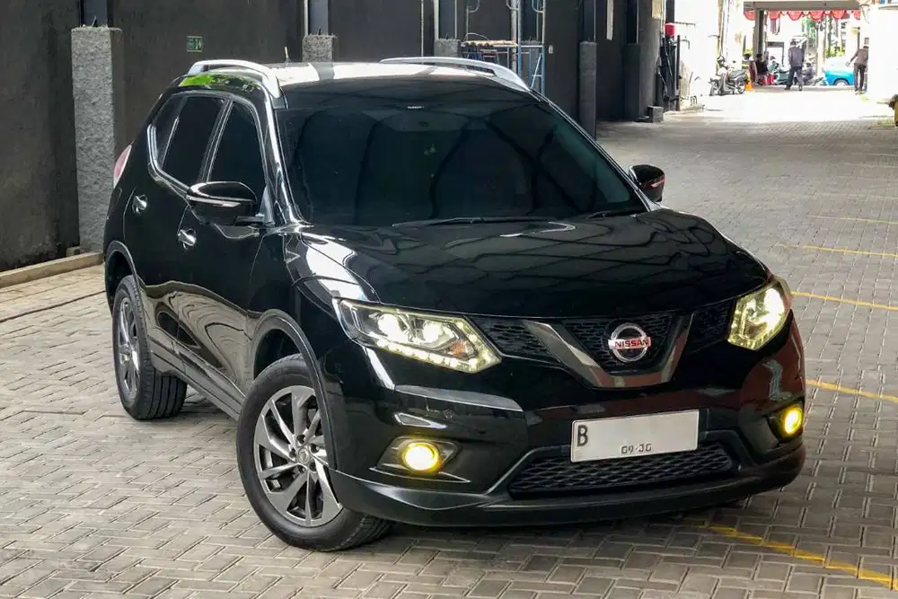 [ KM85RB! ] NISSAN XTRAIL 2.5 L A/T 2015 (BLACK)