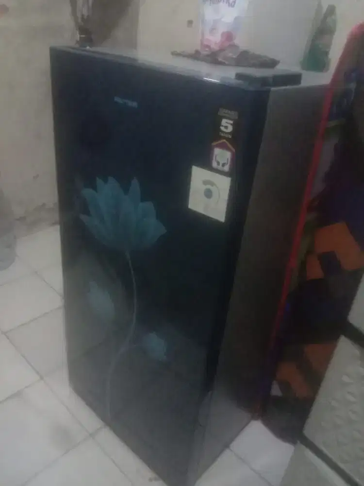 Jual kulkas polytron bekas
