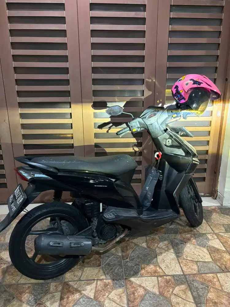 HONDA BEAT Karbu 2011 Mesin masih bagus