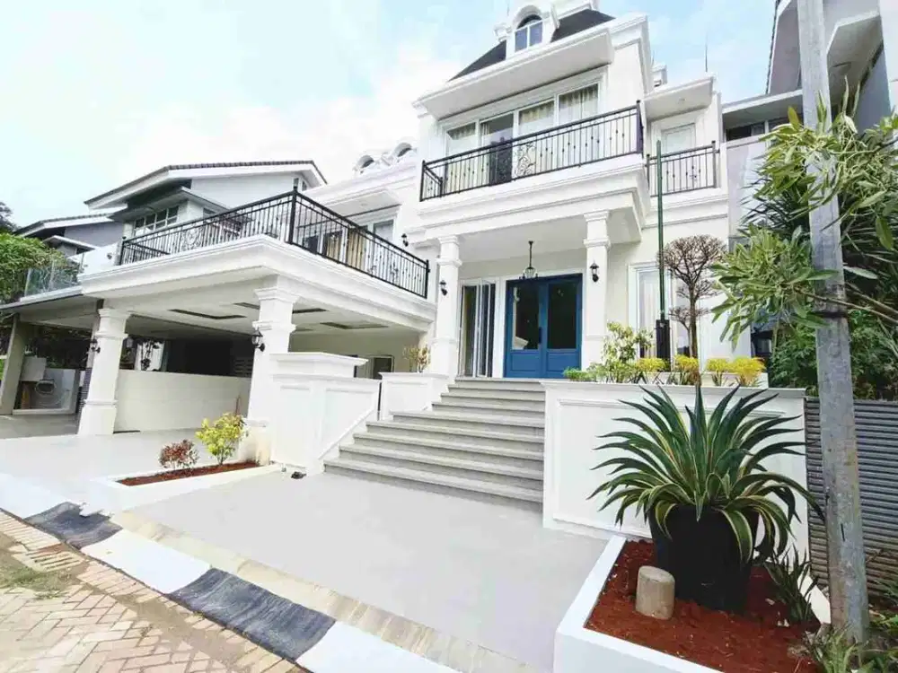 Dijual turun harga rumah American Classic semi furnish di Sektor 7 Bintaro