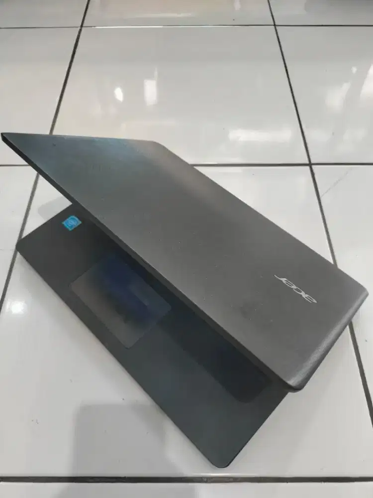 Jual Laptop Acer ES1-432