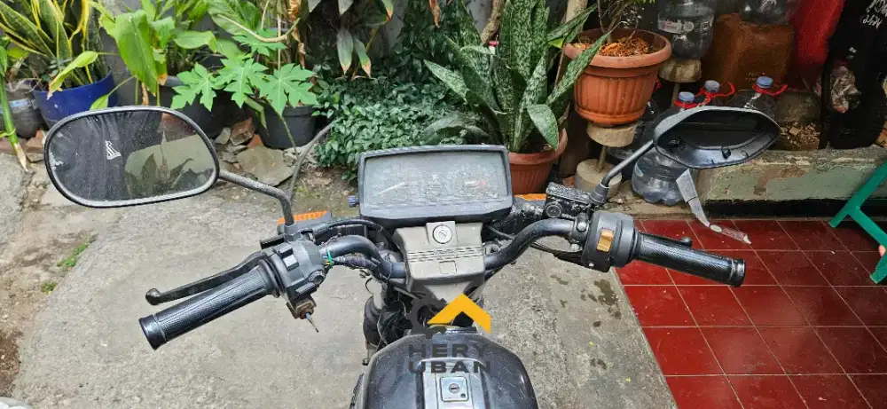 Honda GL Max 125cc Tahun 2004
