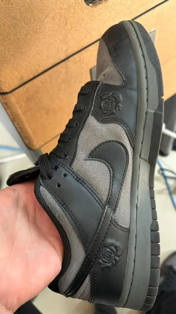 Nike Dunk Low Black Roses