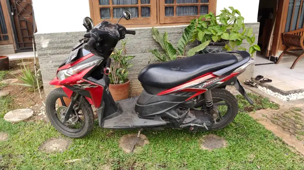 Dijual sepeda motor Varia Techno 2011 murah