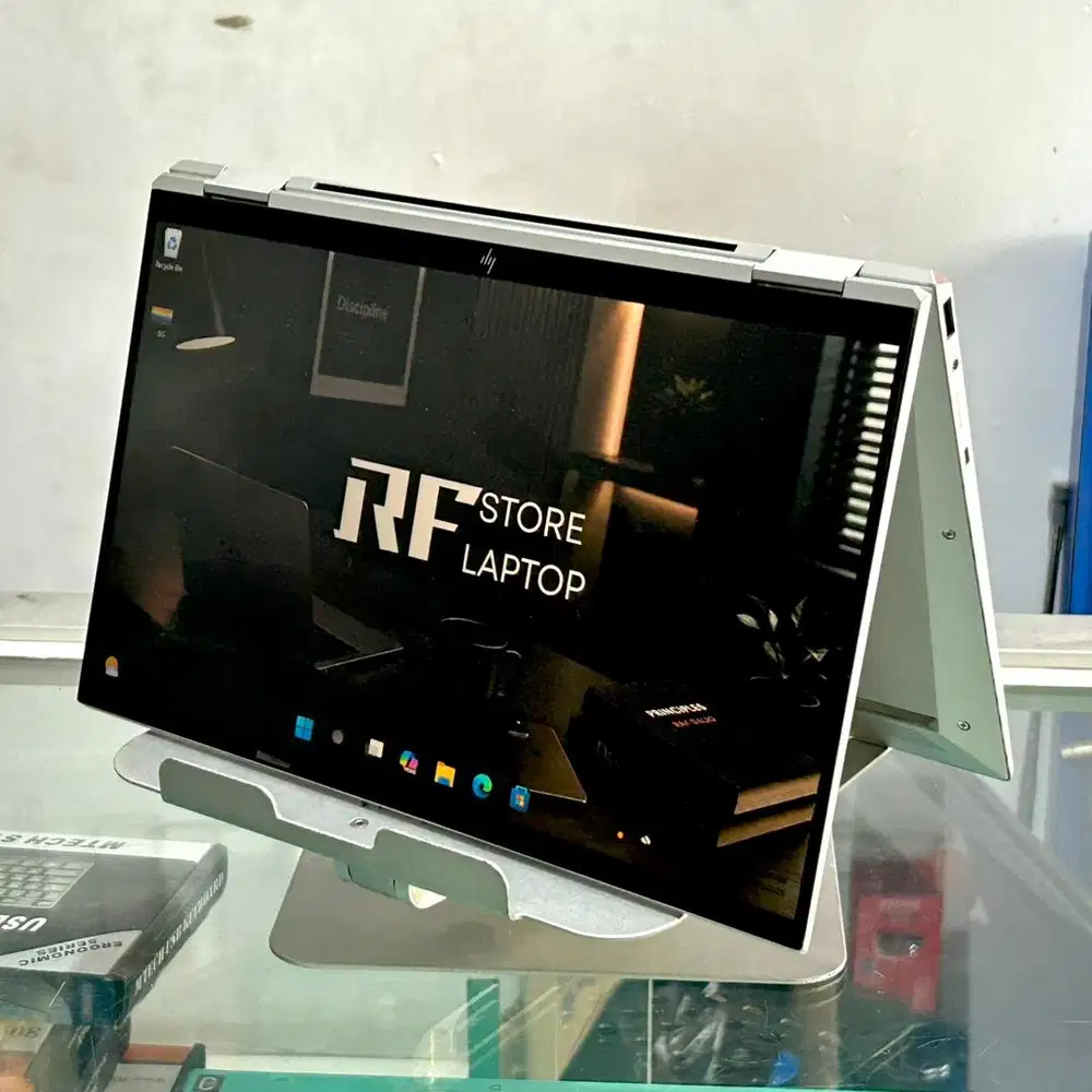 HP EliteBook x360 1040 G7 2-in-1 i7