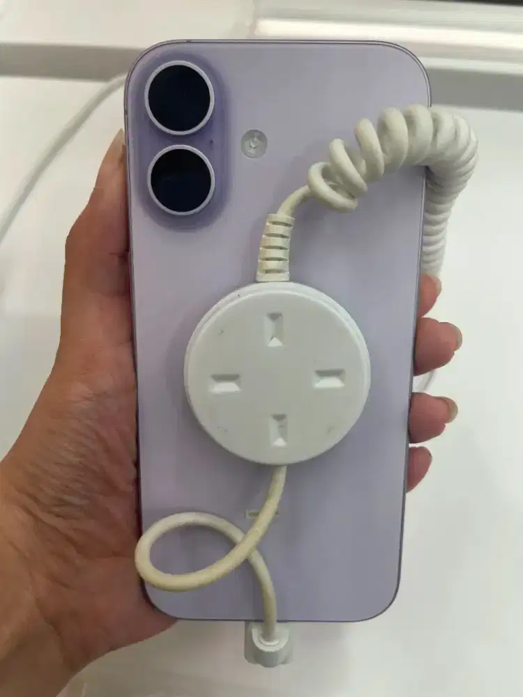 READY TERBARU AGUSTUS! iPhone 17 Basic NEW Garansi Resmi iBox