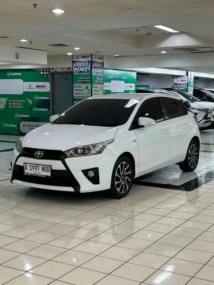 Toyota Yaris G 1.5 Facelift 2014 Putih Matic / AT ISTIMEWA BOSS !!