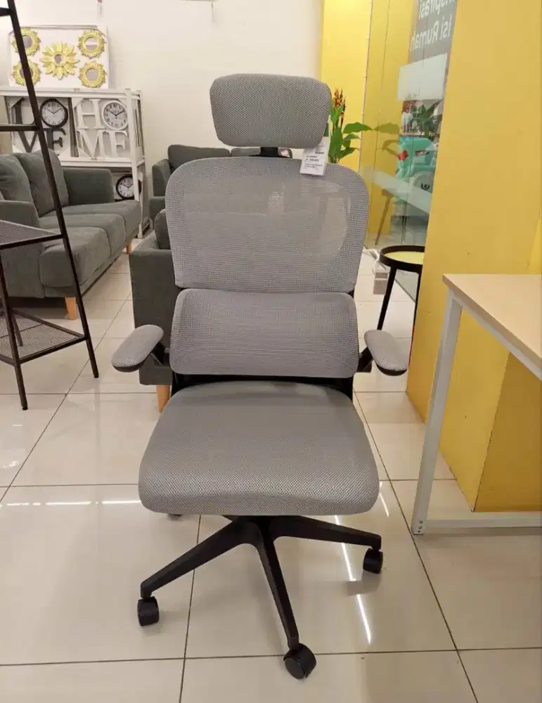 Kursi Kantor Yugo Selma