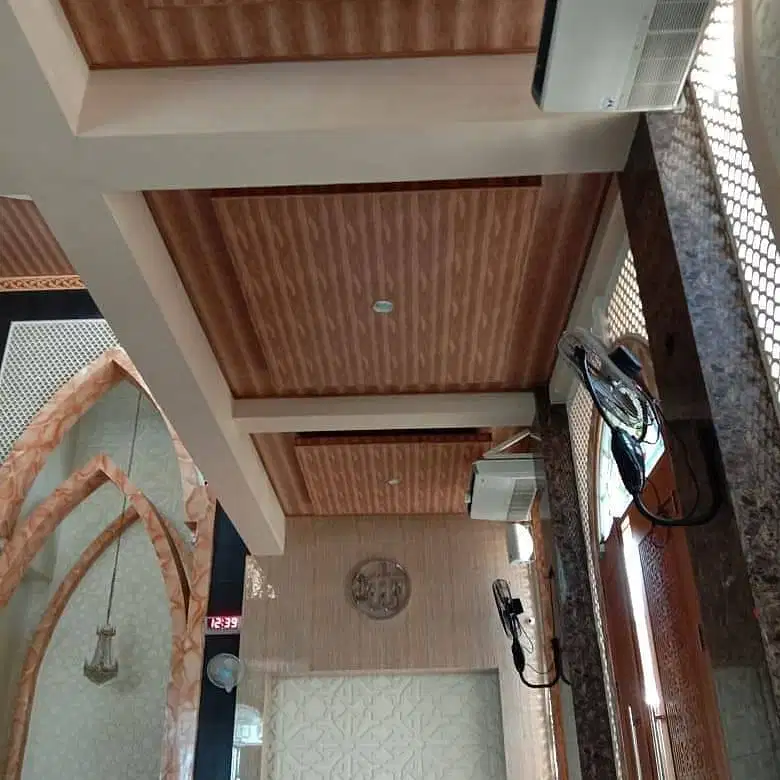 Sekat Plafon Partisi PVC GRC Gypsum Jasa Tukang Pasang Wall Moulding