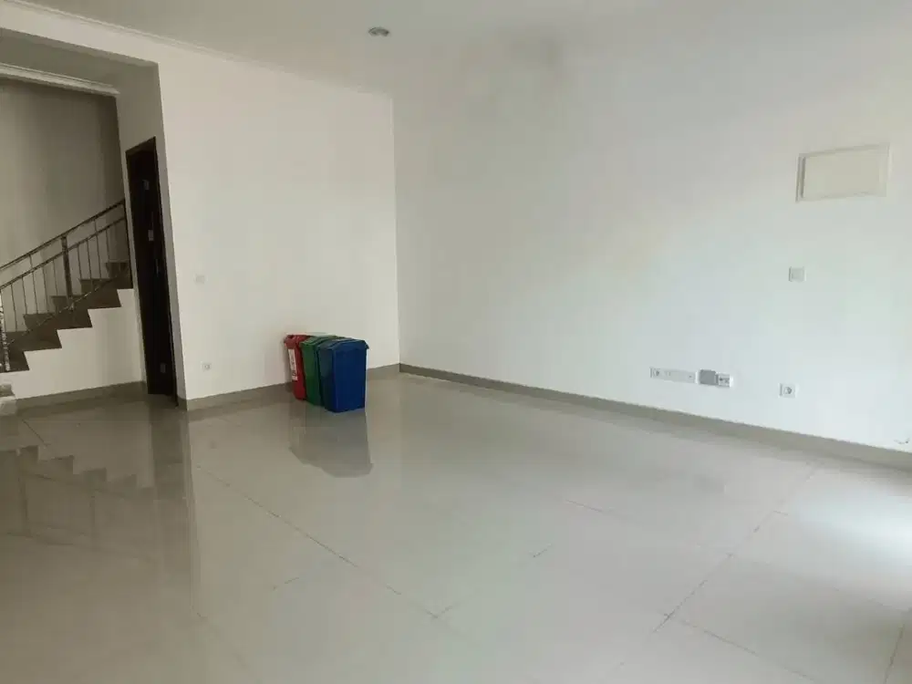 Rumah Cluster 2 Lantai Minimalis di Cluster Springville Pantai Indah Kapuk 2