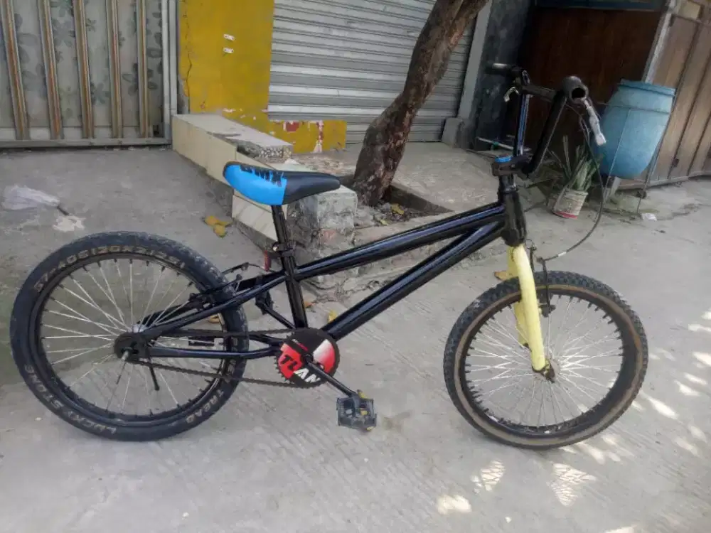 Sepeda BMX atlantis RING 20 INCH