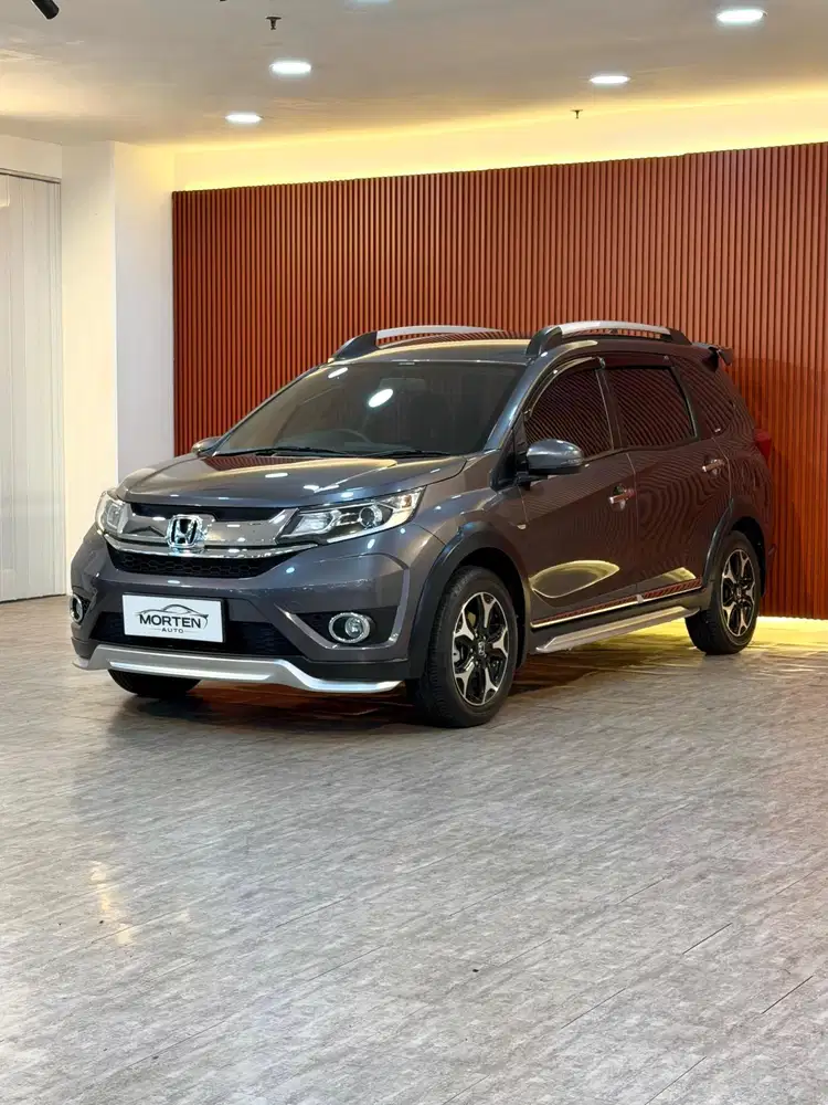 LOW ODO 4RB KM!! Honda BR-V 1.5 E Prestige CVT 2017