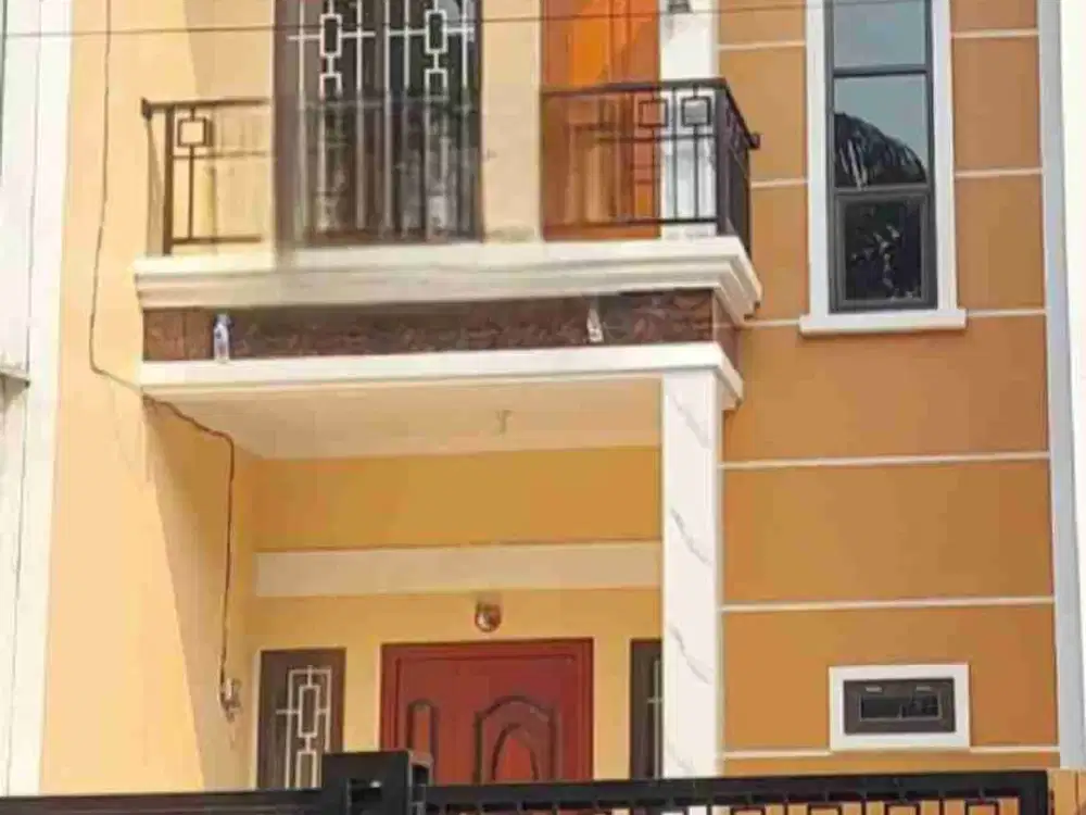 disewakan rumah 2 lantai siaphuni di citra raya telaga medit
