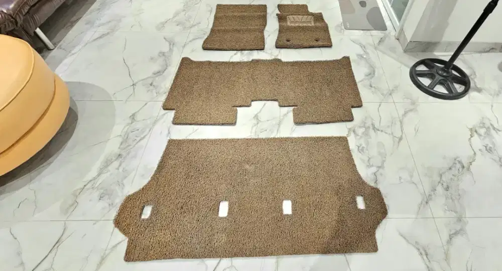 Karpet Original Bawaan Toyota Fortuner 2014 VNT tebel berkualitas
