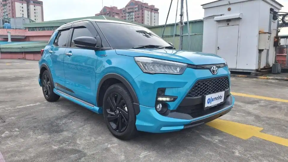Pajak Panjang - Toyota Raize 1.0 GR Sport TSS Two Tone Bensin-AT 2022