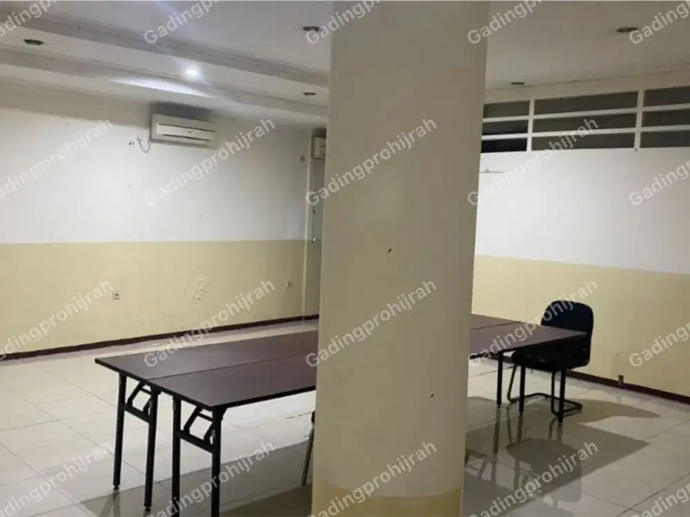 Dijual Kantor Di Kawasan Strategis Di Raya Tanjung Barat Jagakarsa, Pasar Minggu, Jakarta Selatan