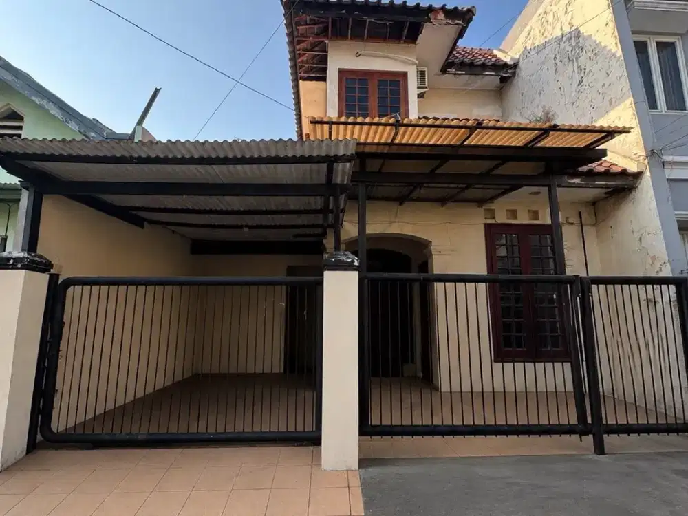 Dijual Cepat Murah Rumah hitung tanah 1,5 lantai di Rungkut Asri