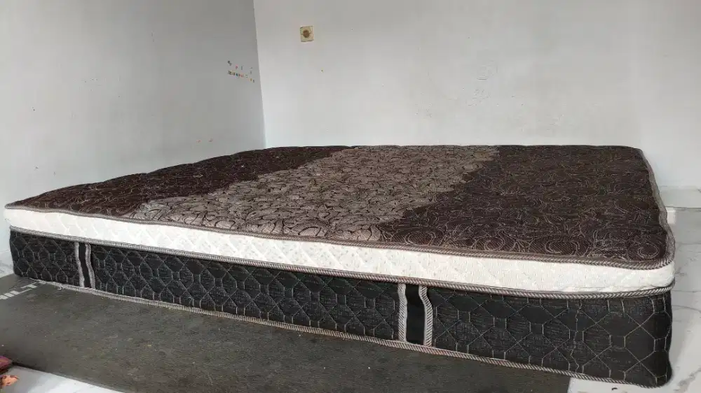 Kasur Springbed Queen Size