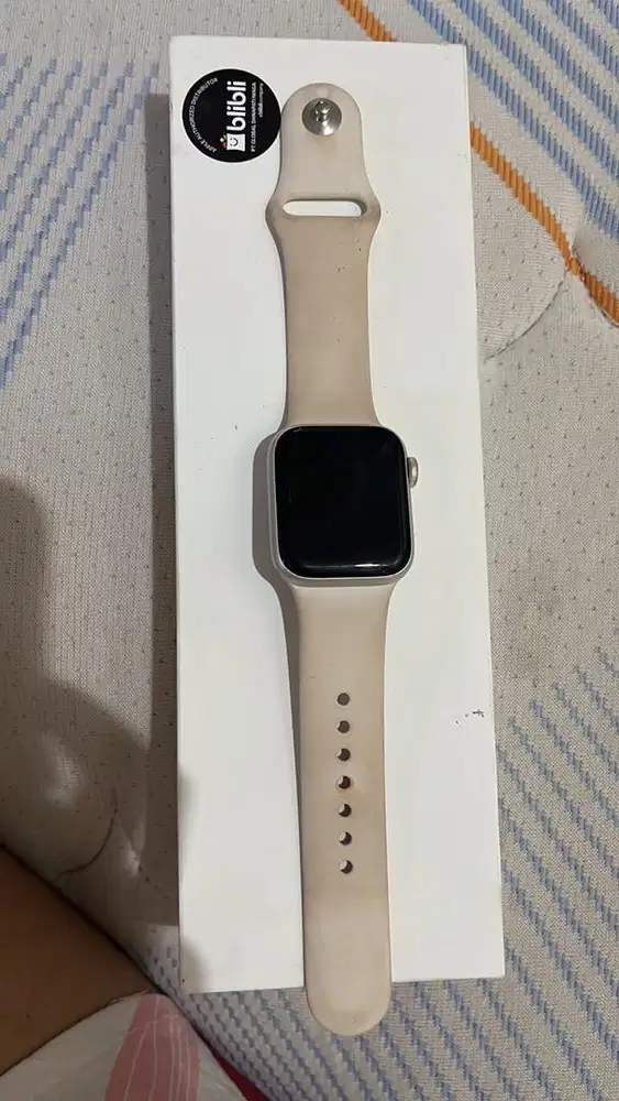 Dijual apple watch SE Gen 2 2025 oktober
