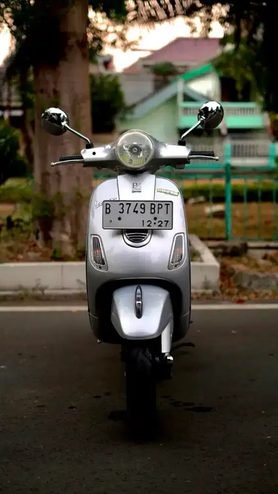 VESPA LX 150 2V 2012 SILVER - TERMURAH SEINDONESIA