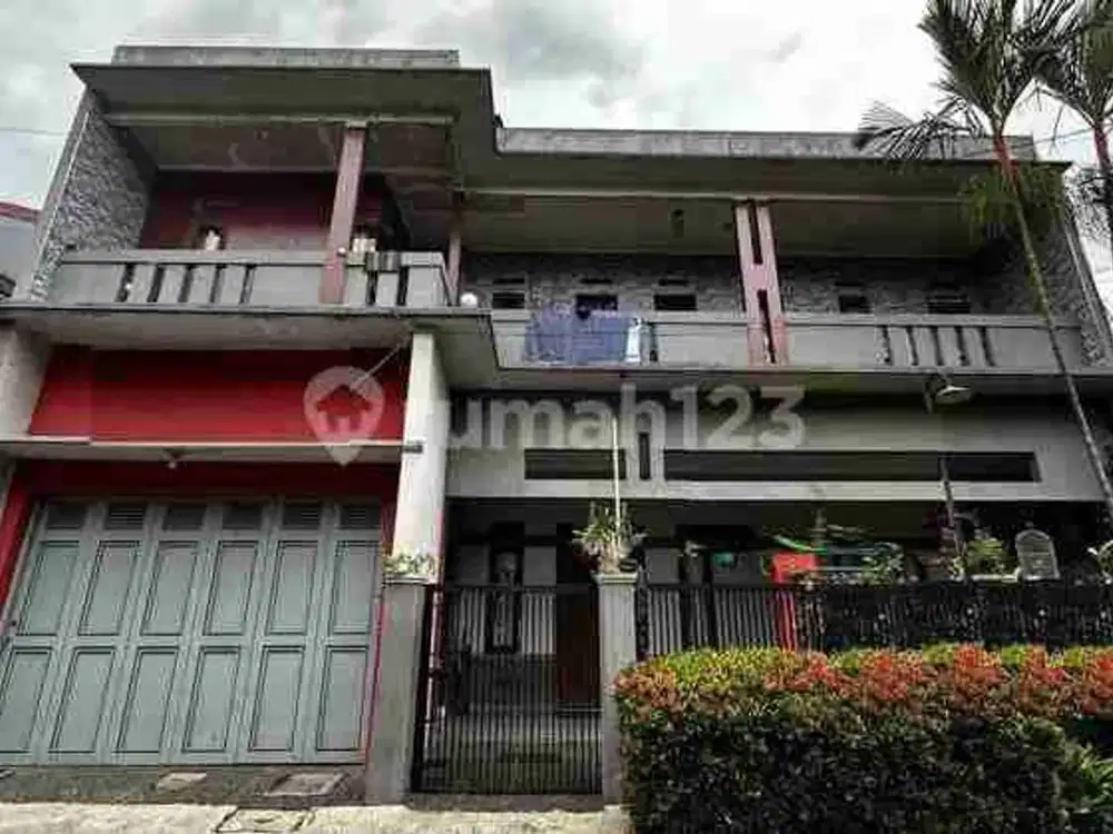 Rumah + Kost-an 2.5 Lantai Siap Huni Di Turangga Bandung