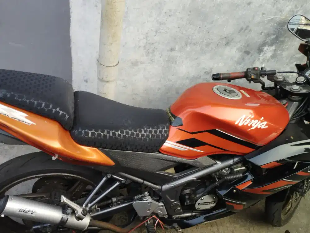 Kawasaki ninja RR tahun 2015